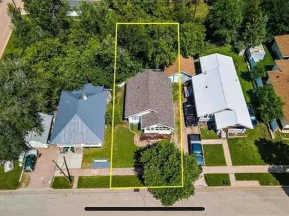 526 Battle Mountain Ave, Hot Springs, SD 57747