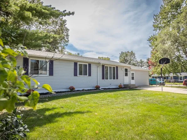 956 Newman St, Janesville, WI 53545