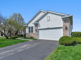 652 Bridgeman Ln, Romeoville, IL 60446