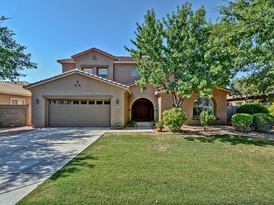 1st image of 1415 E Canyon Creek Dr