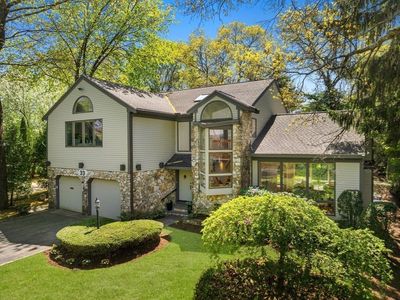 33 Colbert Rd E, Newton, MA, 02465