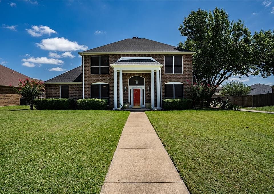 1st image of 208 Boulder Creek Dr