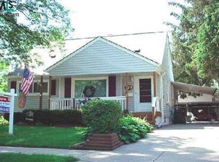 379 E Robert Ave, Hazel Park, MI