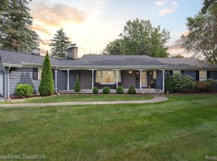 130 E Meldrum Cir, Saint Clair, MI