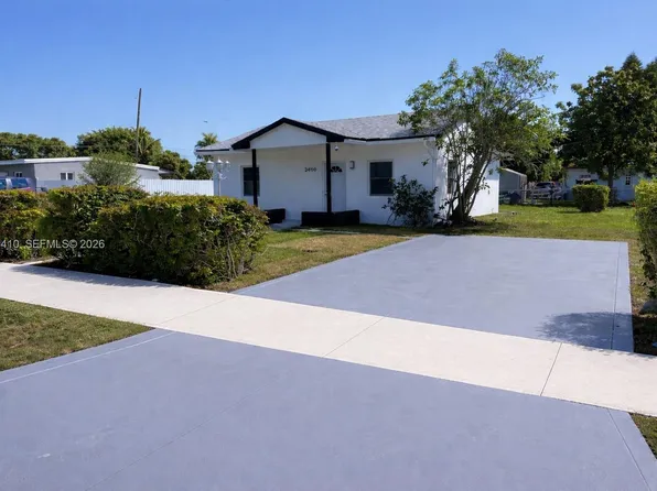 2450 NW 157th St, Miami Gardens, FL 33054