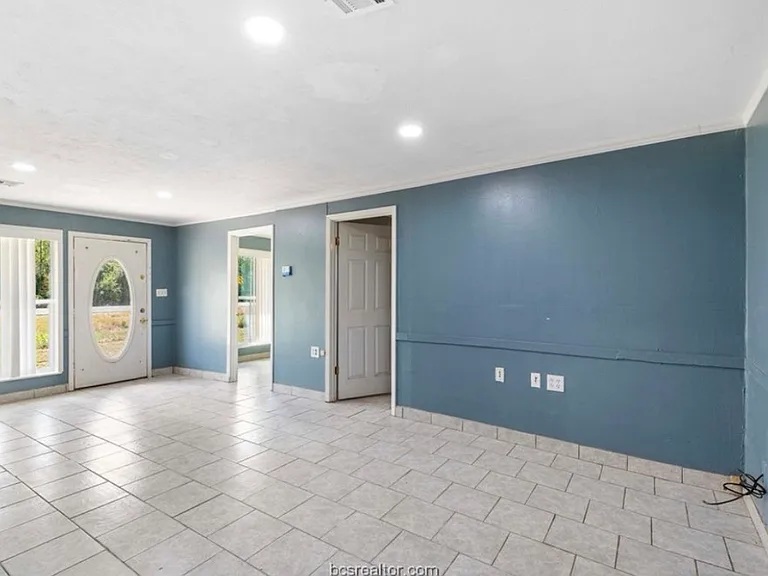 720 Osr Hwy — Photo 4