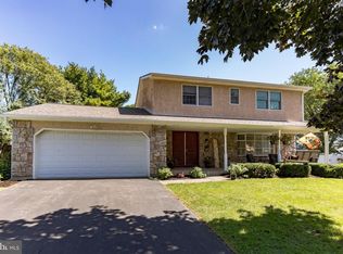 3029 Magnolia Cir, Macungie, PA 18062