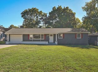 1824 E Crestview Street, Springfield, MO 65804
