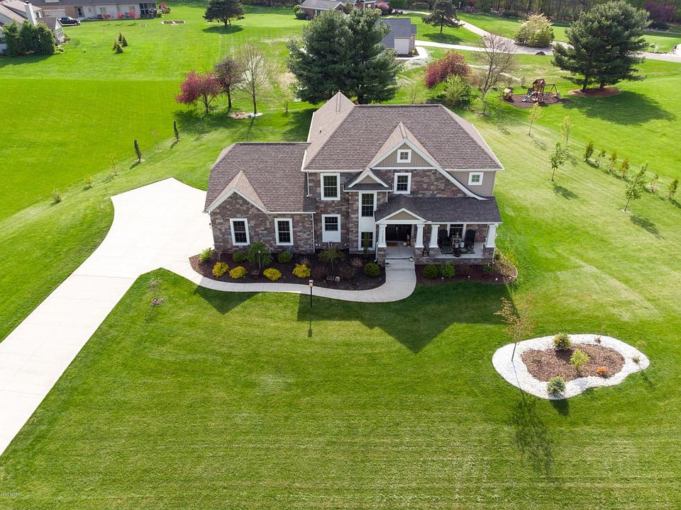1st image of 71222 Kestrel Hills Dr