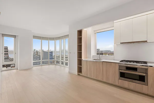 Rented by (Legacy) Elegran | media 21