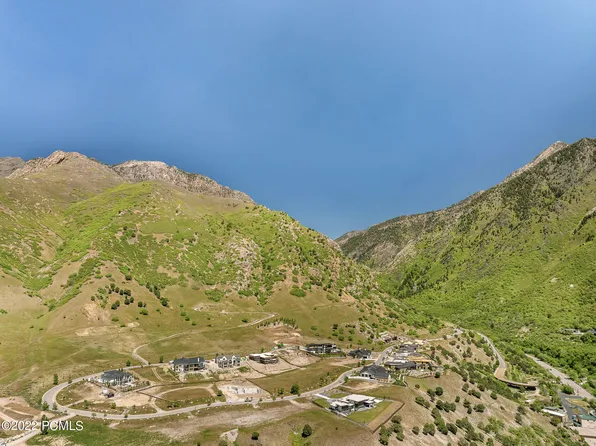 3938 E Canyon Estate Dr, Salt Lake City, UT 84121