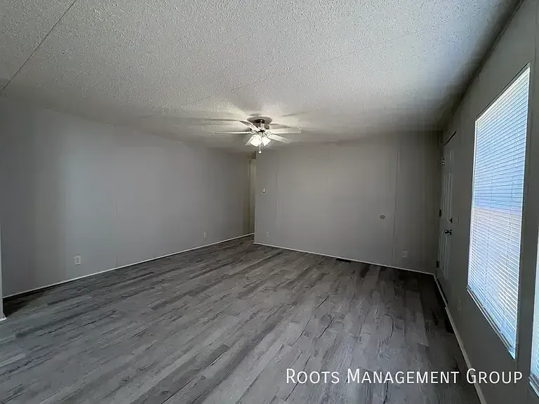 200 Paradise Acres Rd #98 — Photo 4