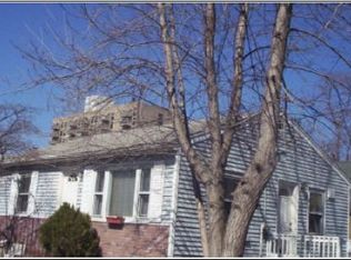 5 Bailey Pl, Staten Island, NY 10303