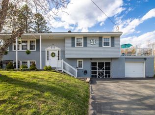 14 Bradley Dr, Potsdam, NY 13676