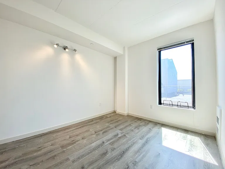 480 Potrero Ave — Photo 31