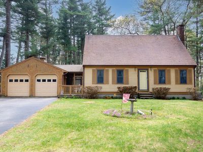 65 Rochester Rd, Carver, MA, 02330