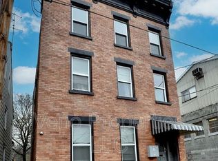 5 Marshall St #1, Troy, NY 12180