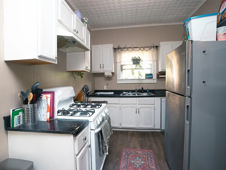 3229 Wisconsin St — Photo 12
