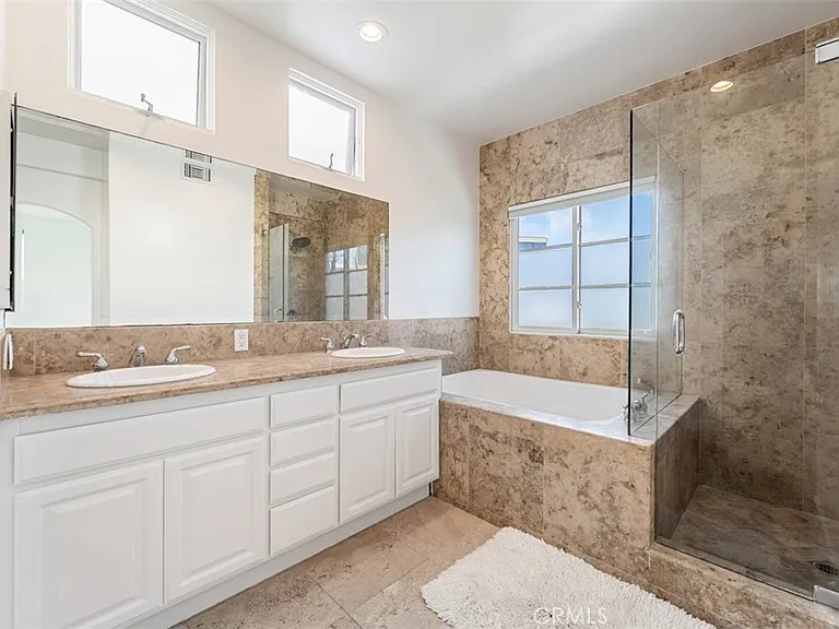 2830 2nd Ave — Photo 27
