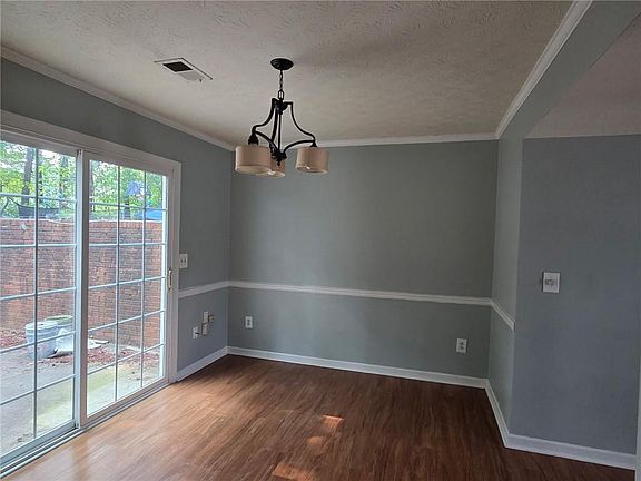 5th image of 876 Indian Lake Dr NW