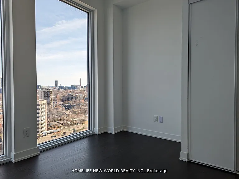 319 Jarvis St #1515 — Photo 4