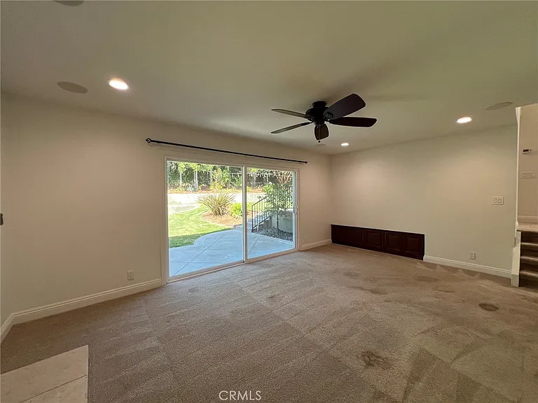 25281 Parthenon Ave — Photo 12