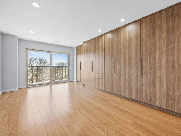 139 Highland Avenue image 19 of 26