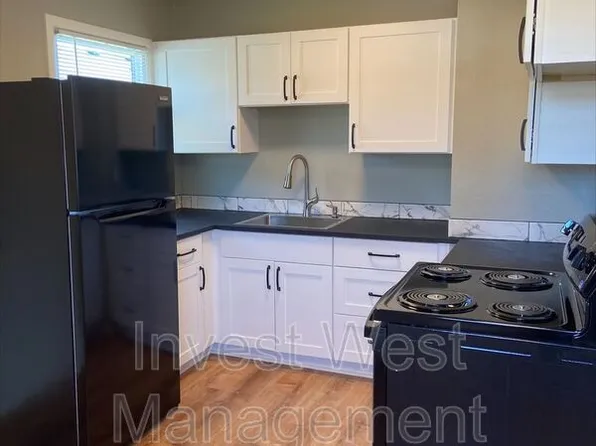 224 Cypress St, Longview, WA 98632