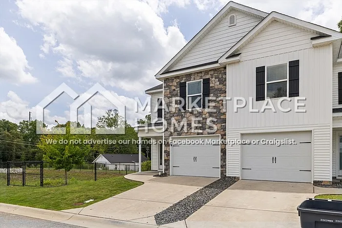120 Downsbury Rd — Photo 3