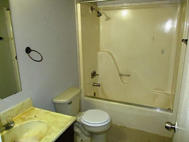 1506 Ensign Dr — Photo 5
