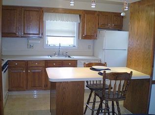 49 Hetzel Rd, Ridley Park, PA 19078