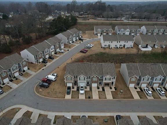 3rd image of 216 Belmar Rd