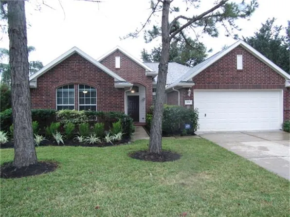 3006 Colony Dr, Dickinson, TX 77539