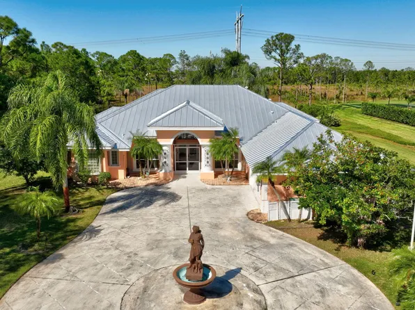 7852 SE Saddlebrook Drive, Port St Lucie, FL 34986