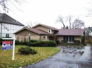 408 Briargate Ter, Hinsdale, IL
