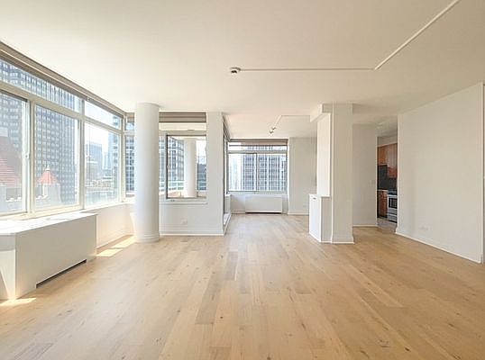 1st image of 145 E 48th St APT 33B