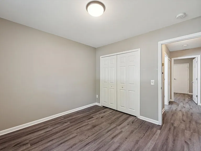 3808 W Sylvania — Photo 7