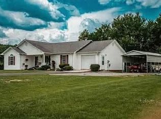 152 Hill Top Ln, Russell Springs, KY 42642