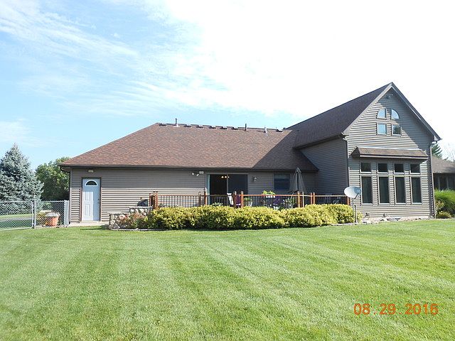 2nd image of 12364 Pine Dr