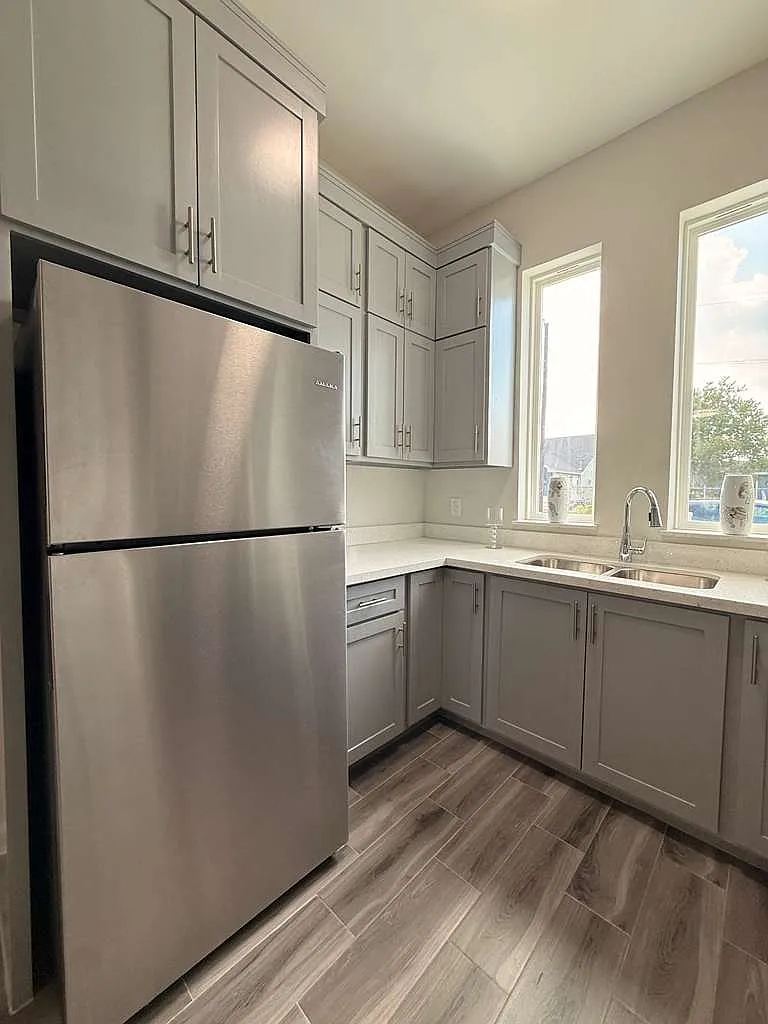 3 bed, 1080 sqft, $1,450 — Photo 4