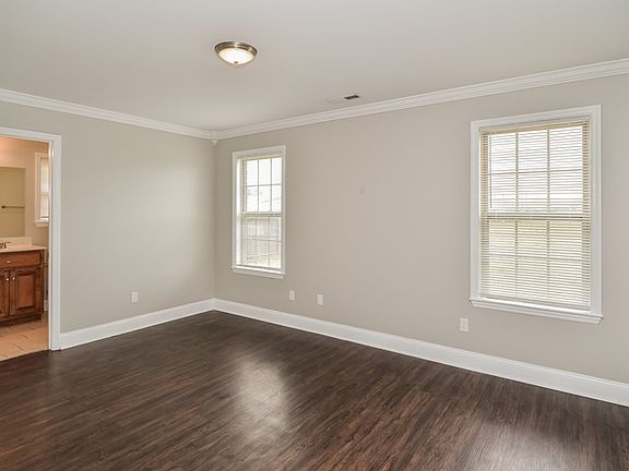5th image of 27569 Grant Dr