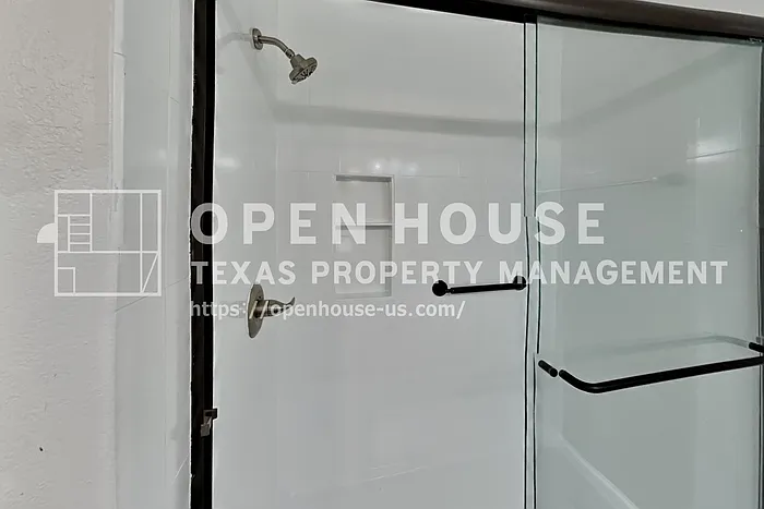 709 Stonebrooke Dr — Photo 12