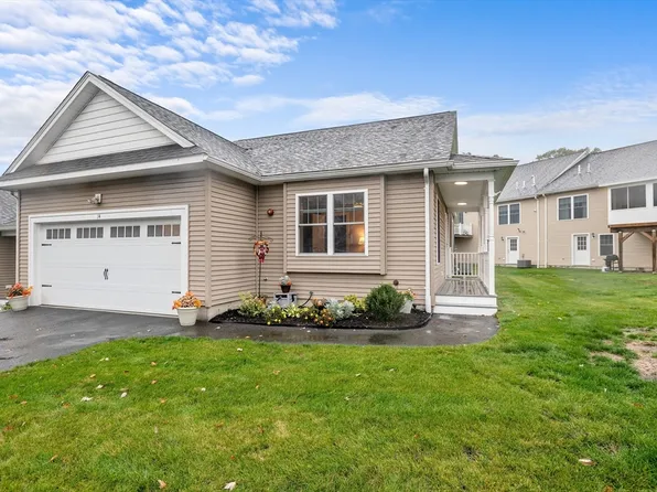 14 Stratford Village Dr Unit 14, Millbury, MA 01527