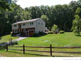 84 Pilgrim Dr, Tolland, CT 06084