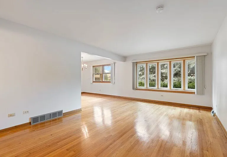 4201 Prairie Ave — Photo 8