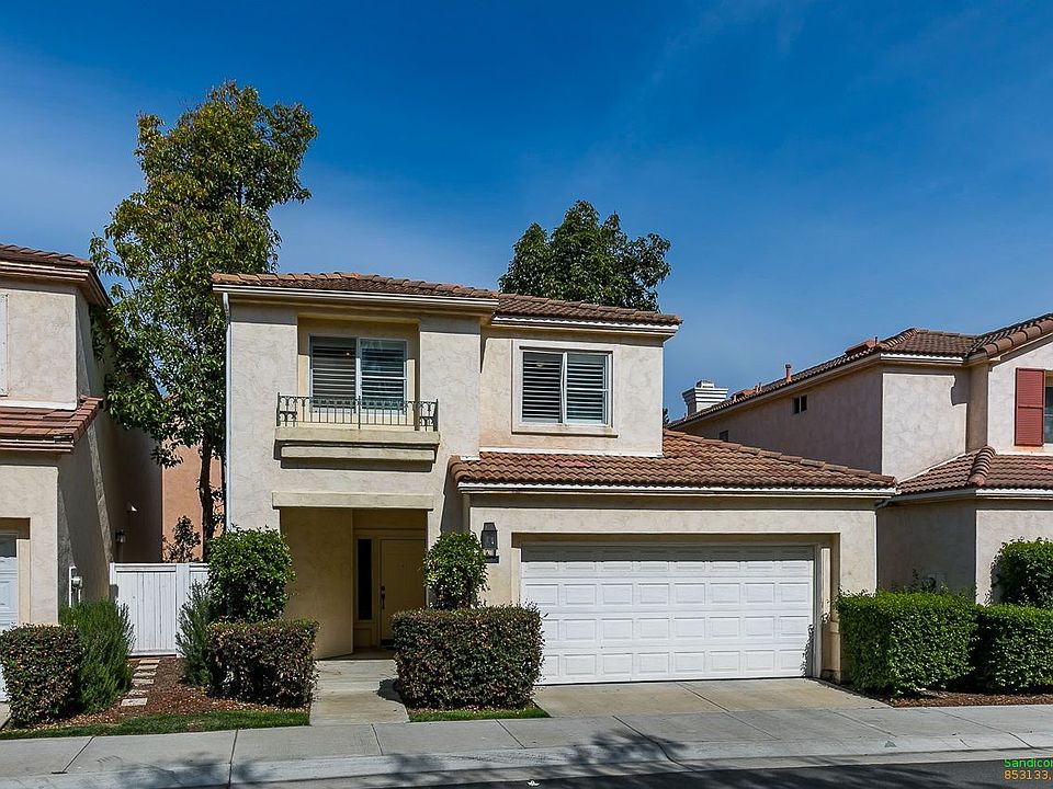 2nd image of 1141 Calle Tesoro