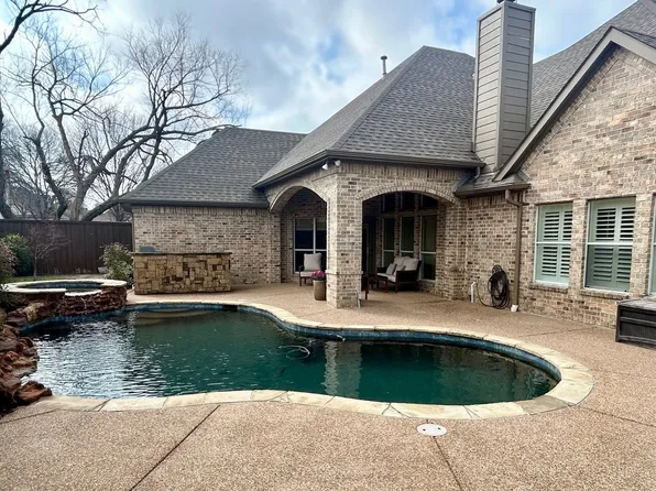 2201 Jefferson Trl, Denton, TX 76205