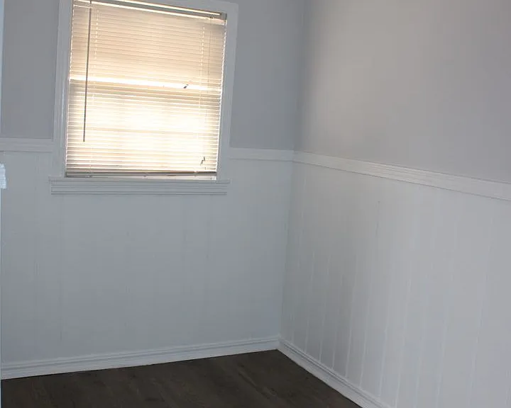 3208 S Harrison St — Photo 3