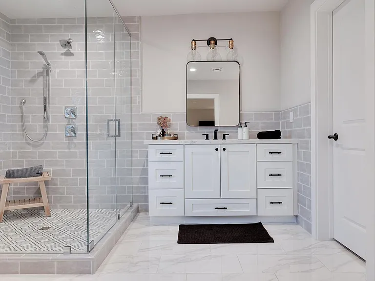 243 W Harmont Dr — Photo 13