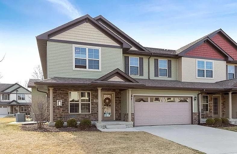 1st image of 456 Churchill Dr